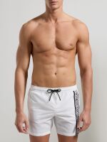 - "Medium Boardshort - White & Black" (. !) 