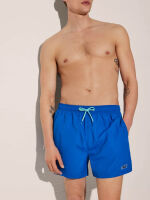 - "90255 - Medium Swimsuit" (. !) 