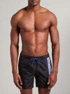 - "Medium Boardshort - Black & Clematis Blue" (. !) 