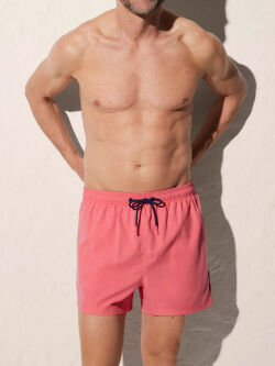 - "90184 - Short Swimsuit" (. !) 